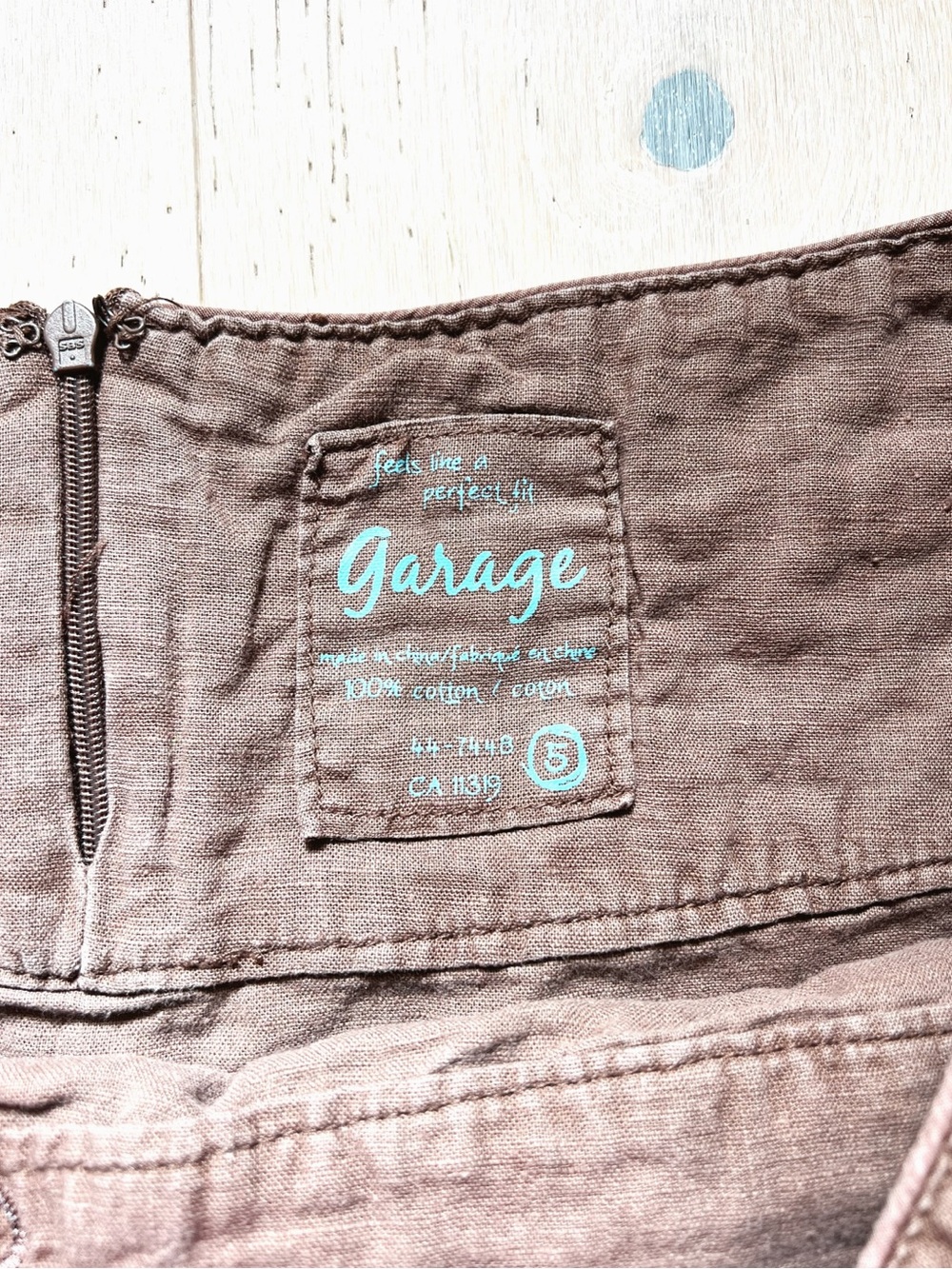 2005 Vintage Garage | Embroidered Floral Tiered Ruffle Mini Skirt - Picture 6 of 8